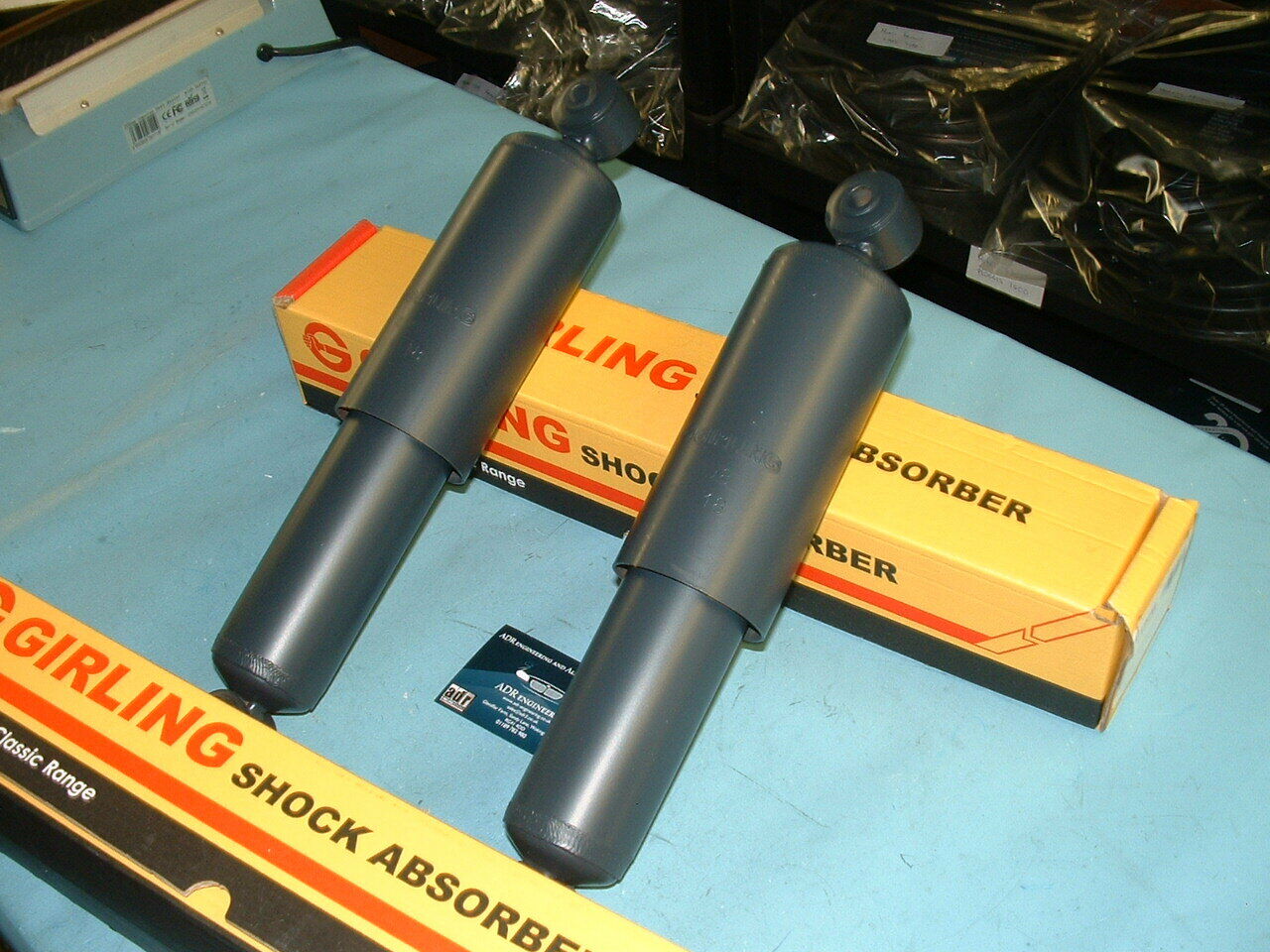 Girling Front Shock Absorbers Pair