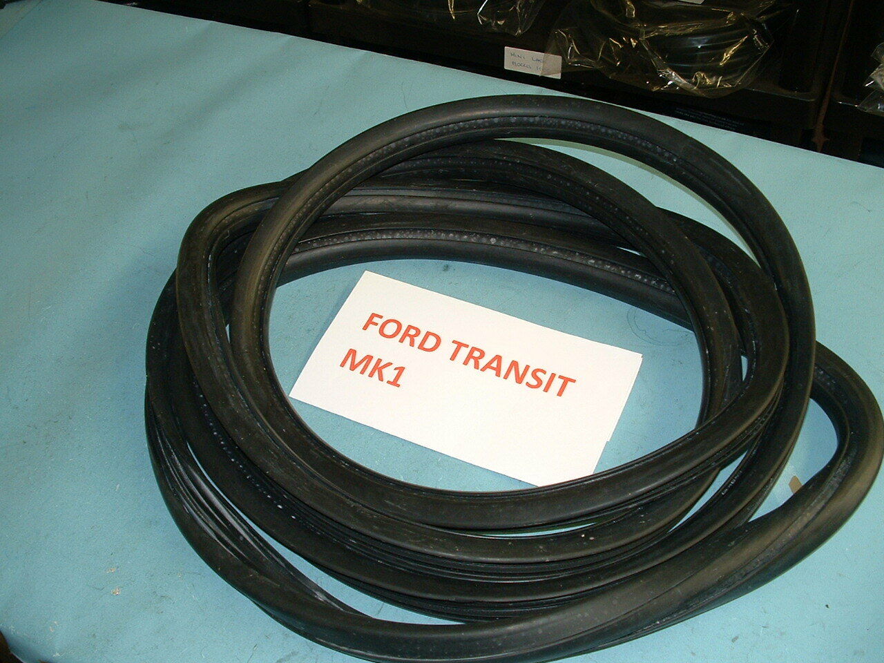 Transit Mk1 Screen Seal With Chrome Filler Strip